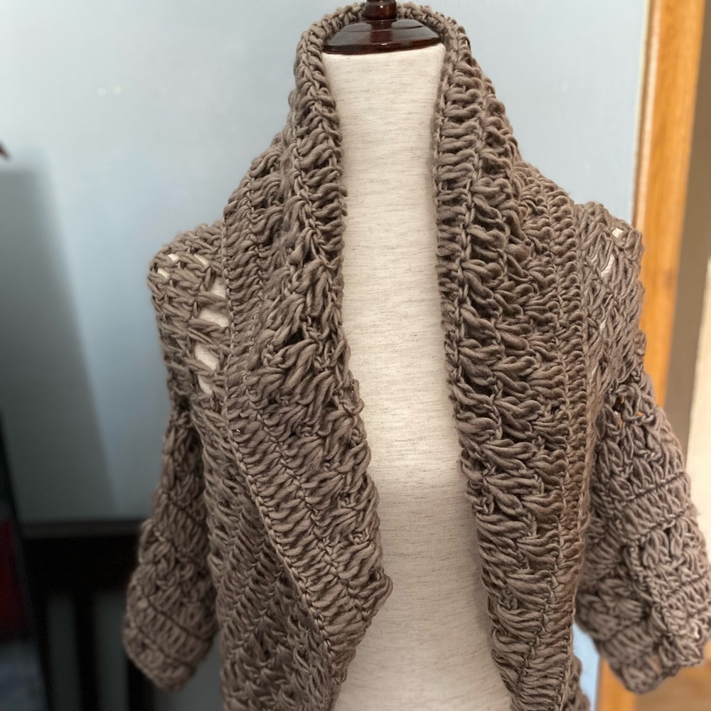 A Versatile Shrug